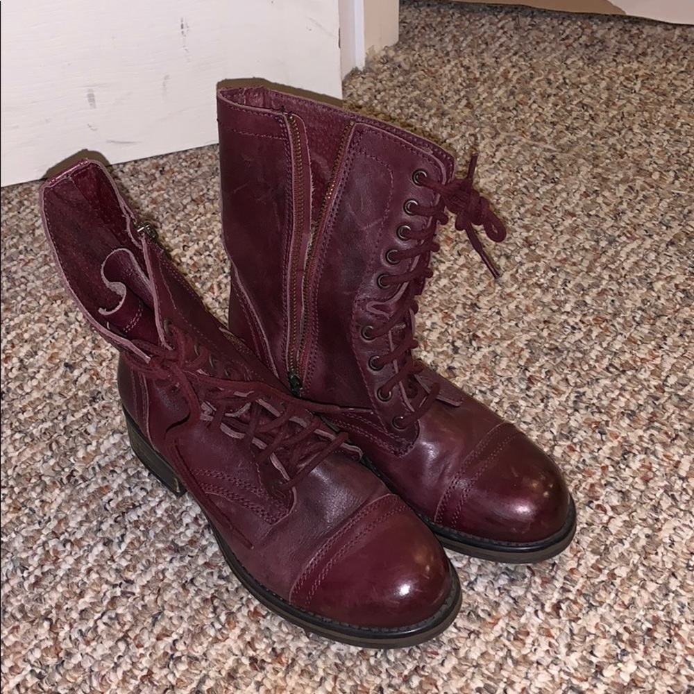 Steve Madden Burgundy Combat Boots-size 9.5